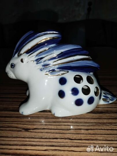 Фарфоровые статуэтки лфз, гжель