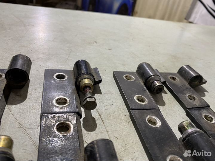 Петли дверей передние, задние BMW 7 series E38 iL