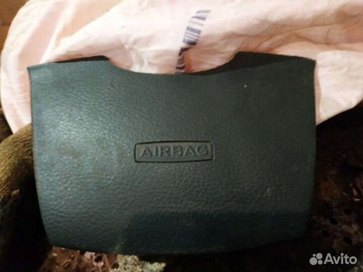Подушка безопасности в рулевое колесо Ford Mondeo