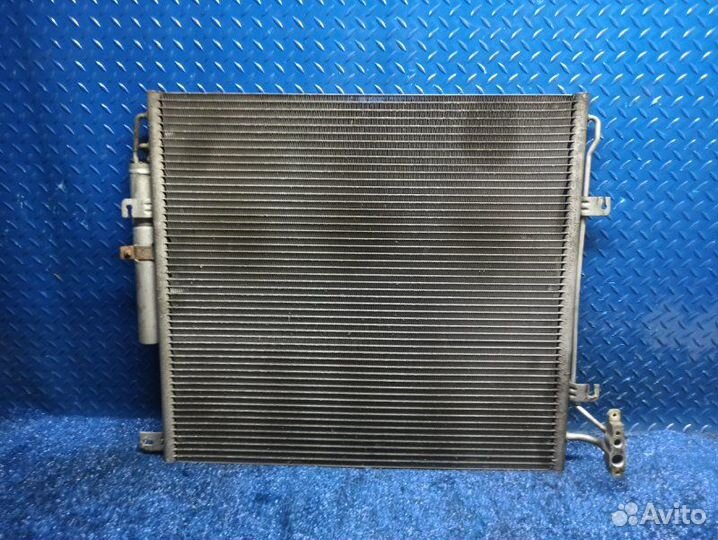 Радиатор кондиционера Land Rover Discovery 3