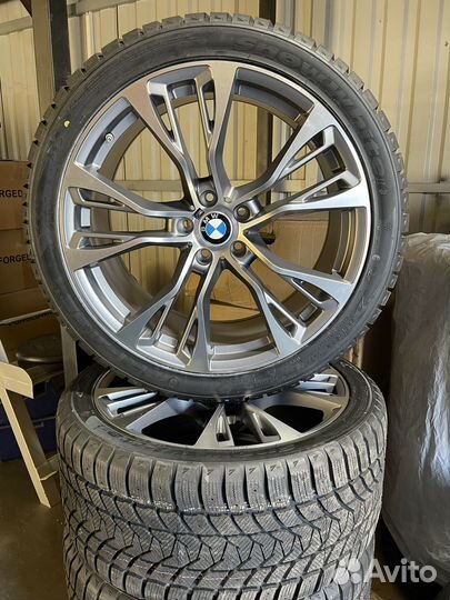 Tri Ace Snow White II 295/35 R21 107H