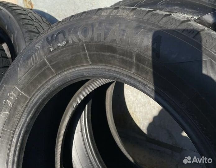 Yokohama Ice Guard IG65 215/65 R16 102T