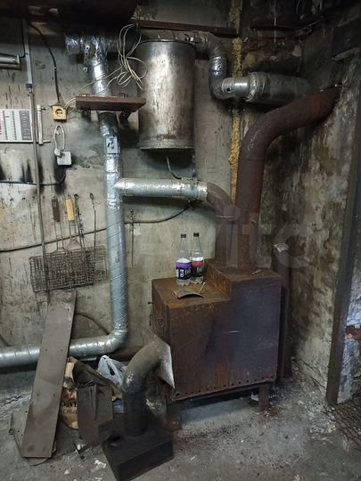 Гараж, > 30 м²