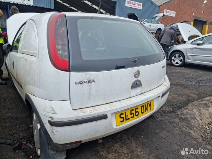 Форсунка топливная Opel Corsa C рест. 2006