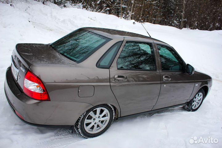 Заднее стекло ваз 2170 Приора седан