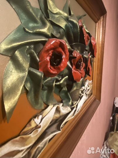 Картина из кожи