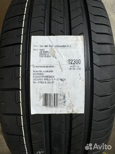 Pirelli P Zero PZ4 255/35 R21 98Y