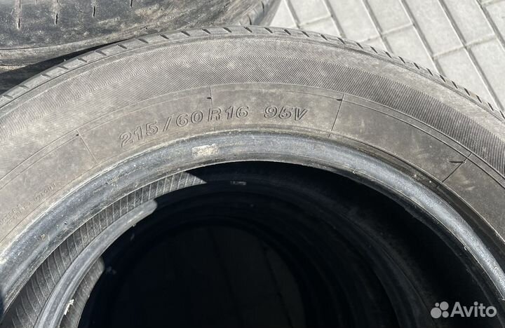 Yokohama Advan A005 215/60 R16