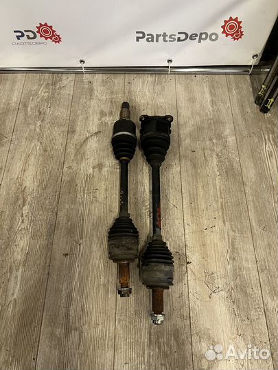 Привод задний левый / правый Suzuki Grand Vitara 3