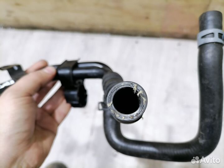 Патрубки системы охлаждения VW Passat B7 1.4 CAX