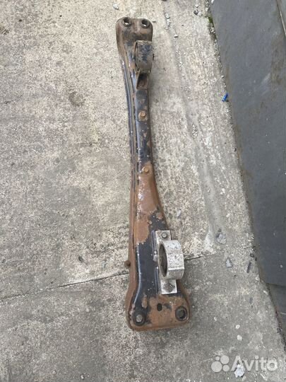 Балка поперечная ниссан альмера классик