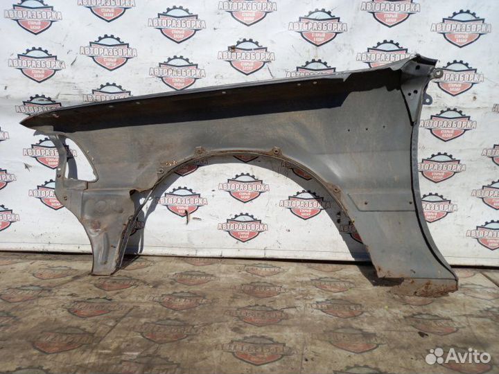 Крыло переднее правое Toyota Crown GS131 1GFE