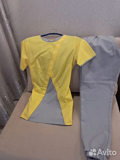 Медицинский костюм женский 46