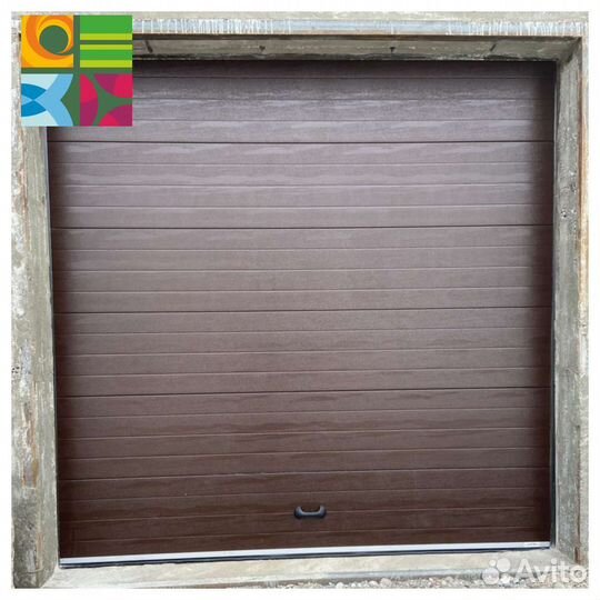 Секционные ворота для гаража alutech