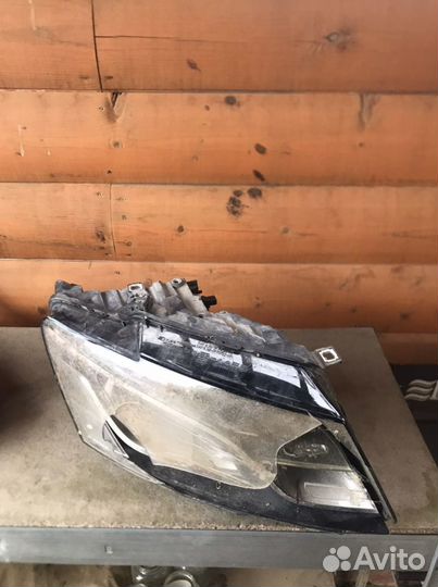 Фара Передняя Правая Audi Q5