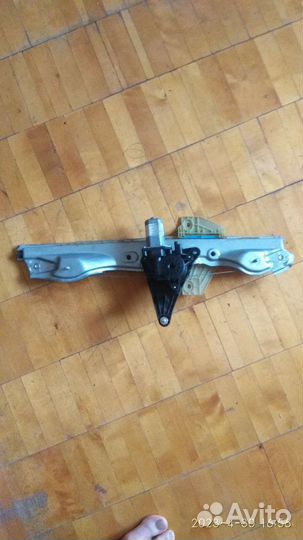 Стеклоподънмник