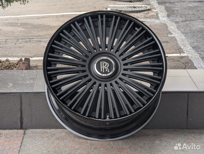 Кованые диски R23 GT Forged н Rolls Roycе Cullinan