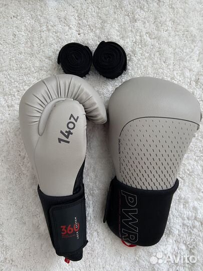 Боксерские перчатки Декатлон 14 oz