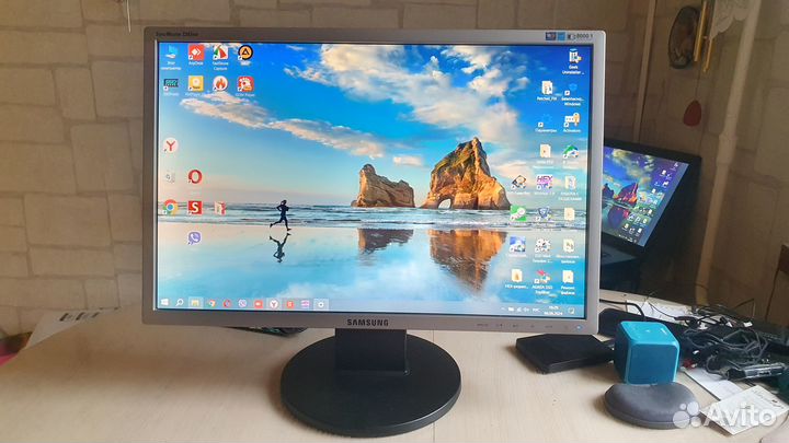 Монитор Samsung SyncMaster 2243NW 22