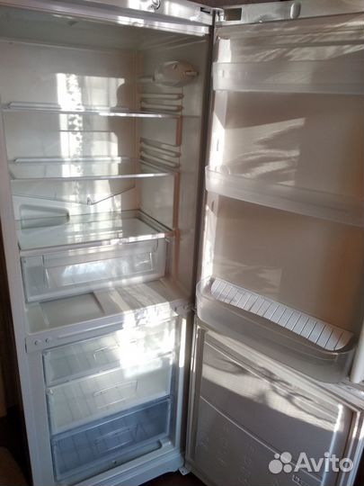 Холодильник б/у
