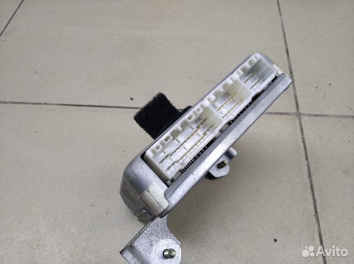 Блок электронный Land Cruiser (100) 1998-2007