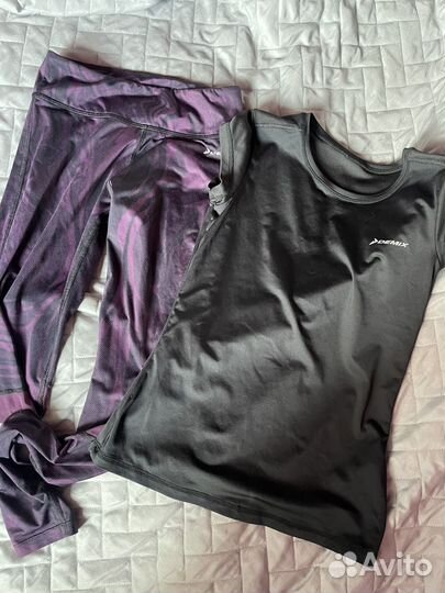 Спортивная форма лосины футболка