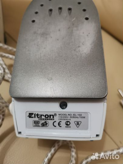 Утюжок дорожный с отпаривателем