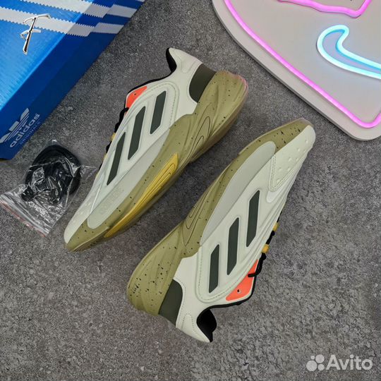 Кроссовки Adidas Ozelia Beige