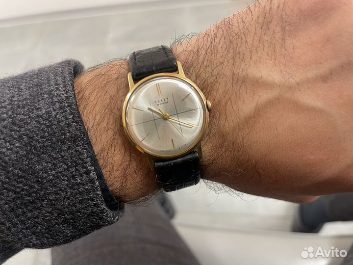 Часы золотые Полет СССР 20 камней автоподзавод