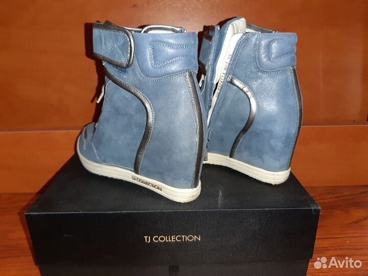 Ботинки женские