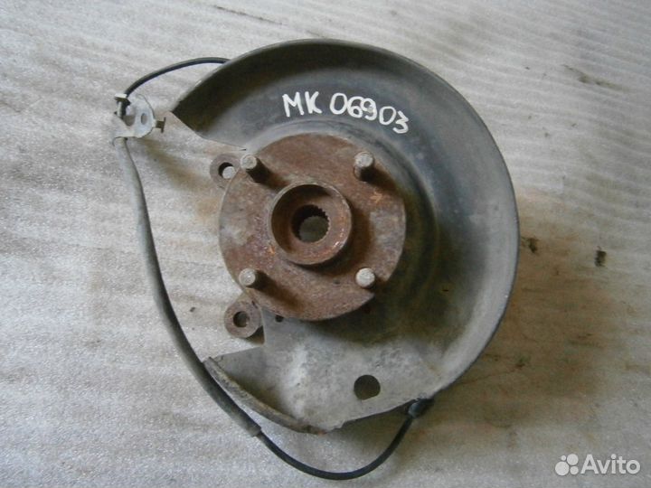 Кулак поворотный передний левый Джили мк ступица