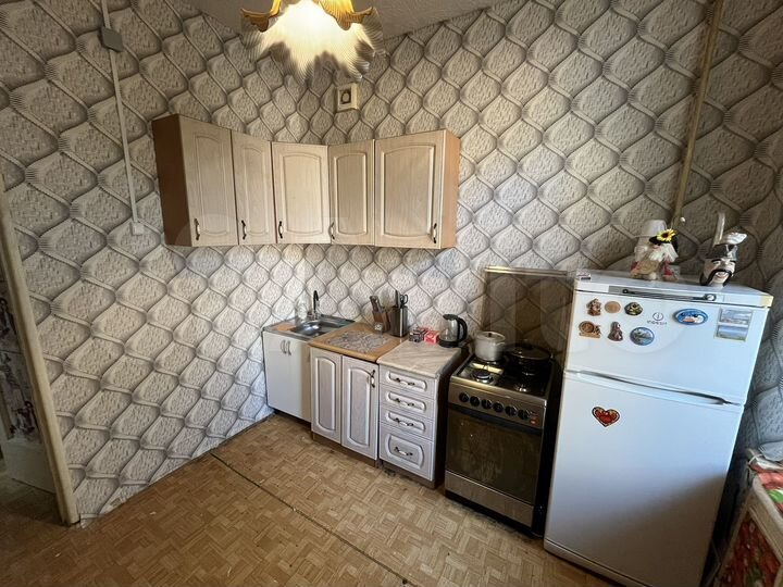 2-к. квартира, 57 м², 1/5 эт.