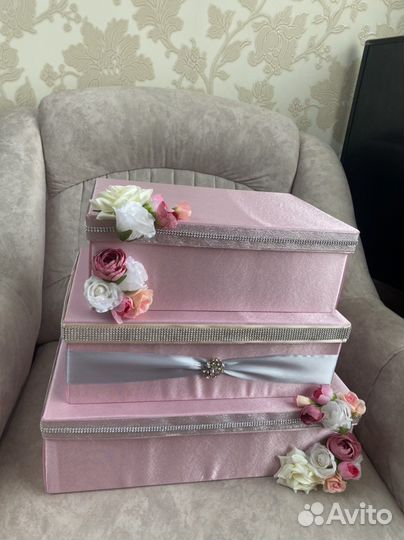 Коробки на нишан