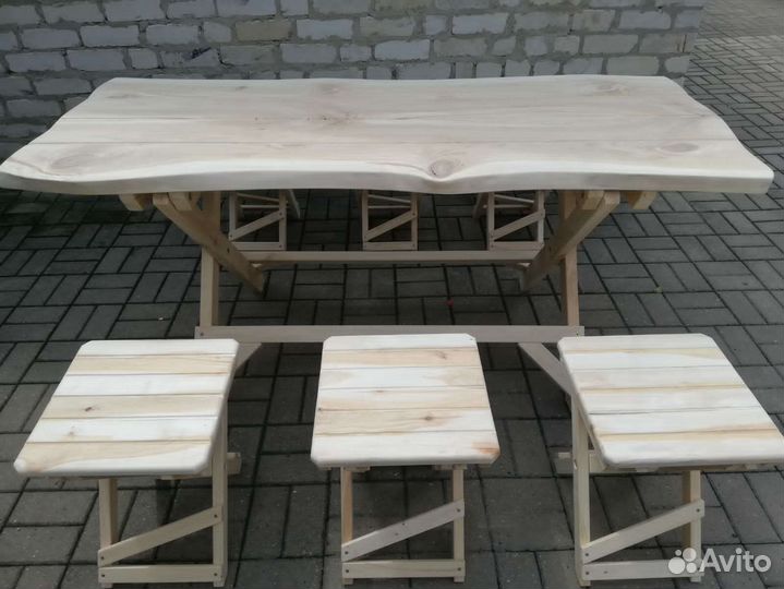 Стол и табуреты из массива тополя(складные)