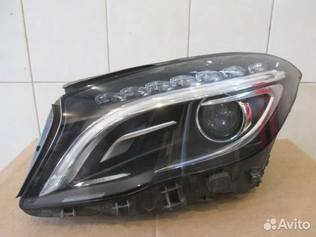 Фара левая Mercedes-Benz GLA-Class