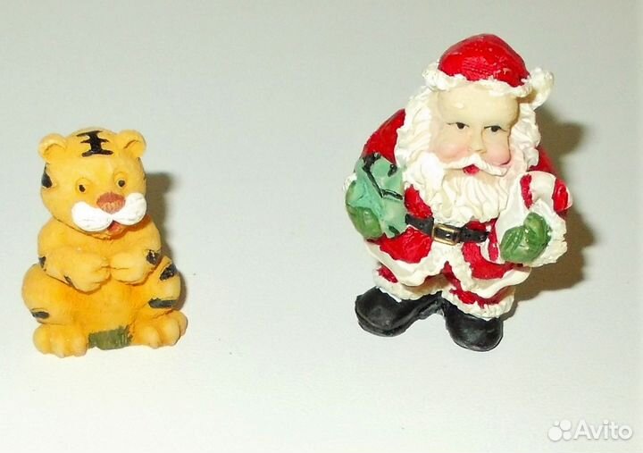 Фигурки из цветного стекла, брелоки, сувениры