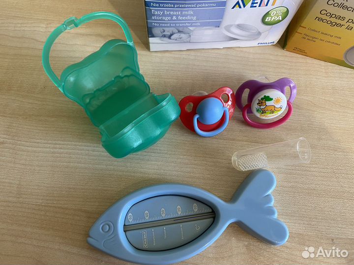 Накладки на грудь, контенеры для хранения молока