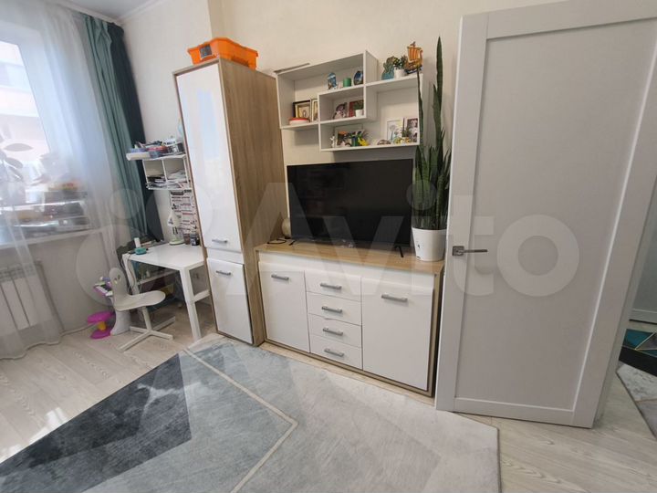 1-к. квартира, 42 м², 2/10 эт.