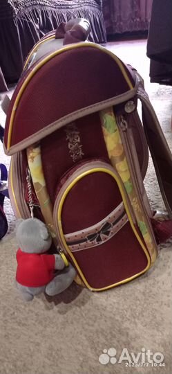 Рюкзак для девочки школьный