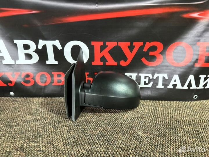 Зеркало боковое левое Hyundai Getz 2002-2010