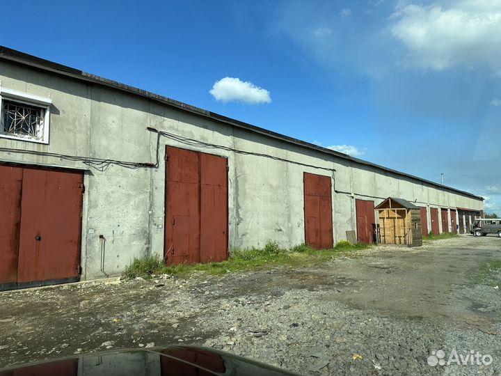 Двери. Ворота 2 шт. 3/4 метра с калитками