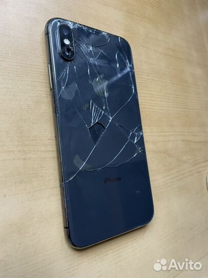 iPhone X, 256 ГБ