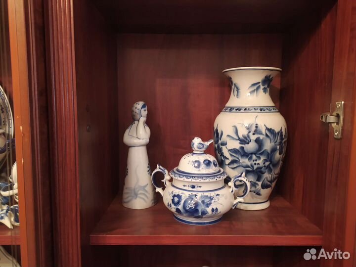 Коллекция посуды Гжель много авторской работы