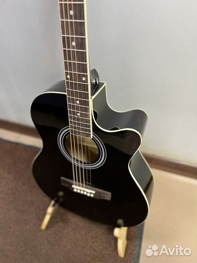 Акустическая гитара elitaro