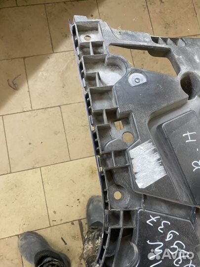 Крепление заднего бампера бмв g20 правый