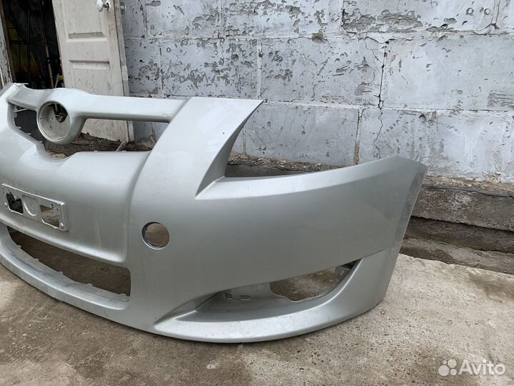 Передний бампер