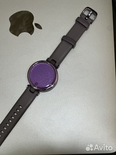 Часы garmin lily