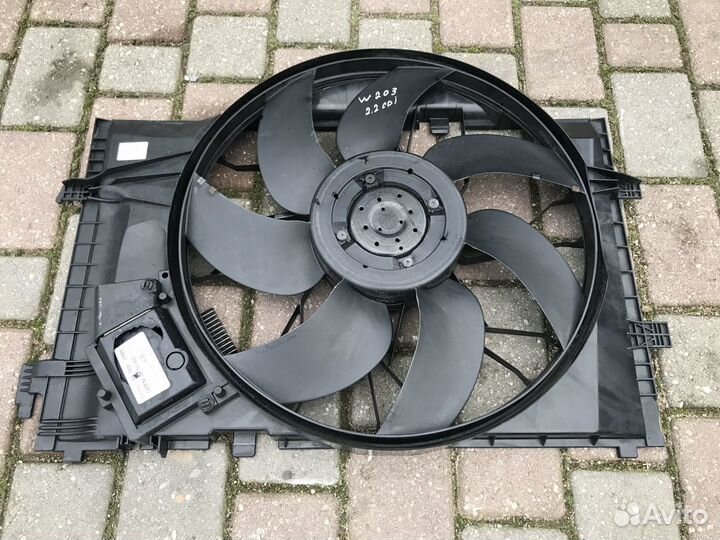 Вентилятор охлаждения радиатора на Mercedes W203
