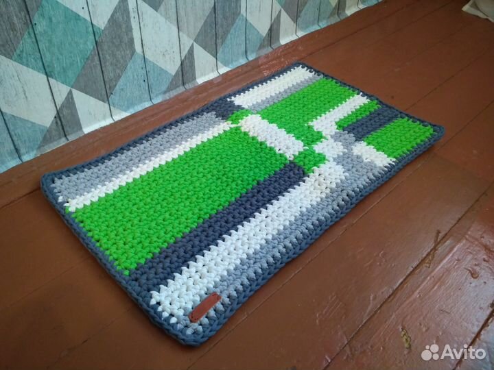Детский коврик из трикотажной пряжи