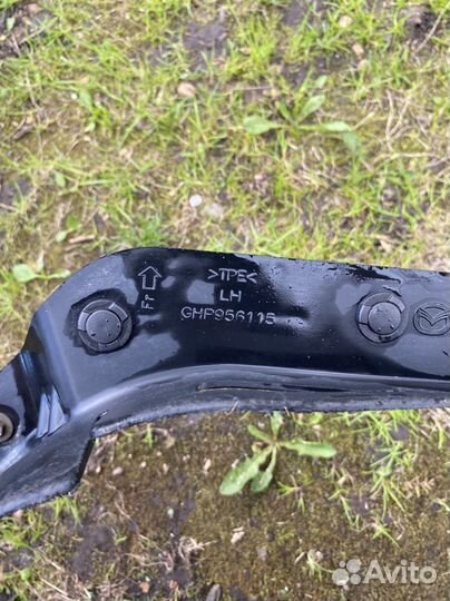 Брызговик передний левый mazda 6 2015